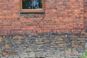 Renowacja – Ceglany dom – Olesno Śląskie (przed rozpoczęciem prac)
